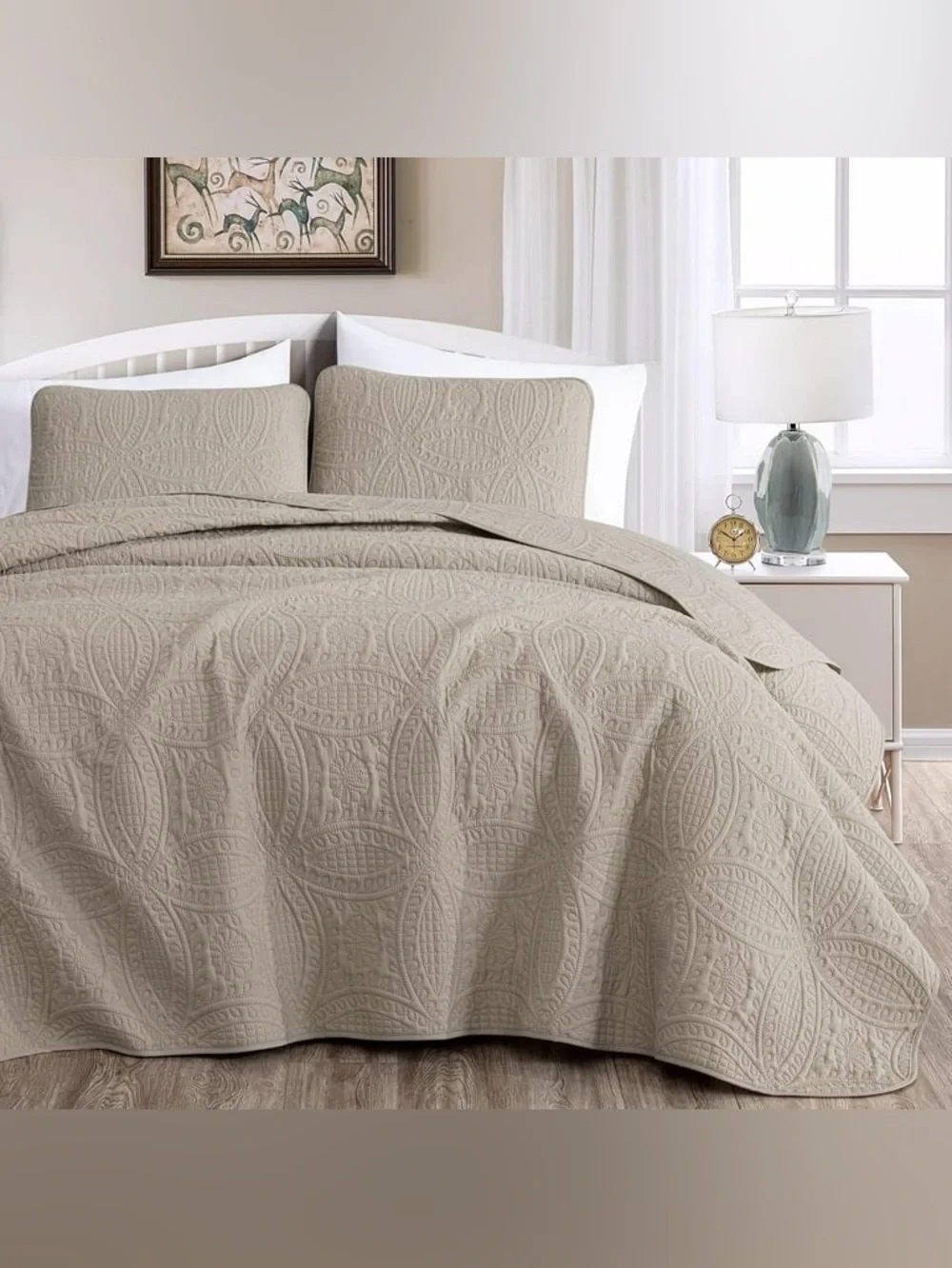 Beige Quilted king 3 piece Bedspread Set